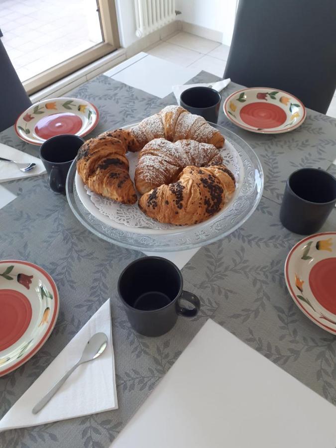 Madonna Della Pace La Casa Di Roberto B&B 외부 사진